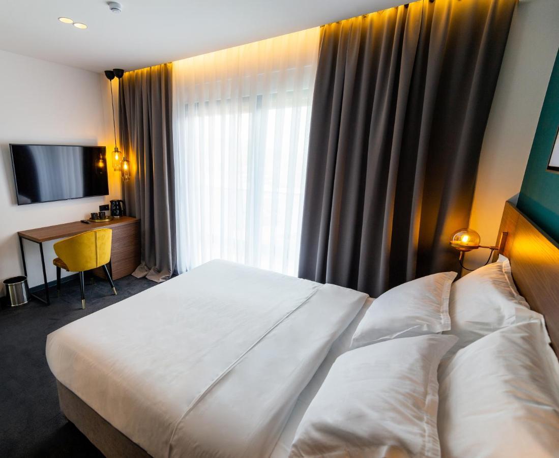 Boutique Rooms 76 Imotski Exterior photo